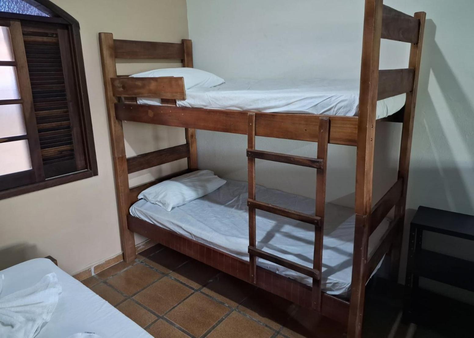شقة Chapeu De Sol - Area Gourmet, Tv, Internet, Roupas De Cama E Banho, Jardim, Horta E Pomar إلها كومبريدا المظهر الخارجي الصورة